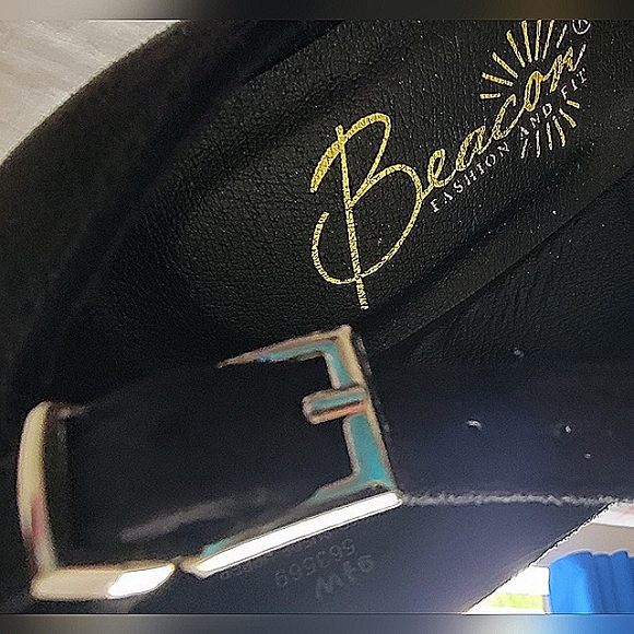 Beacon Arianna Design Heels  9.5W  Black NWOT - Picture 4 of 5